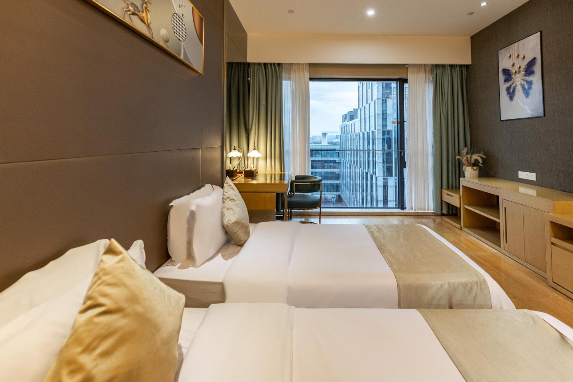 Guangzhou Xing Yi International Apartment - Poly World Branch Eksteriør billede